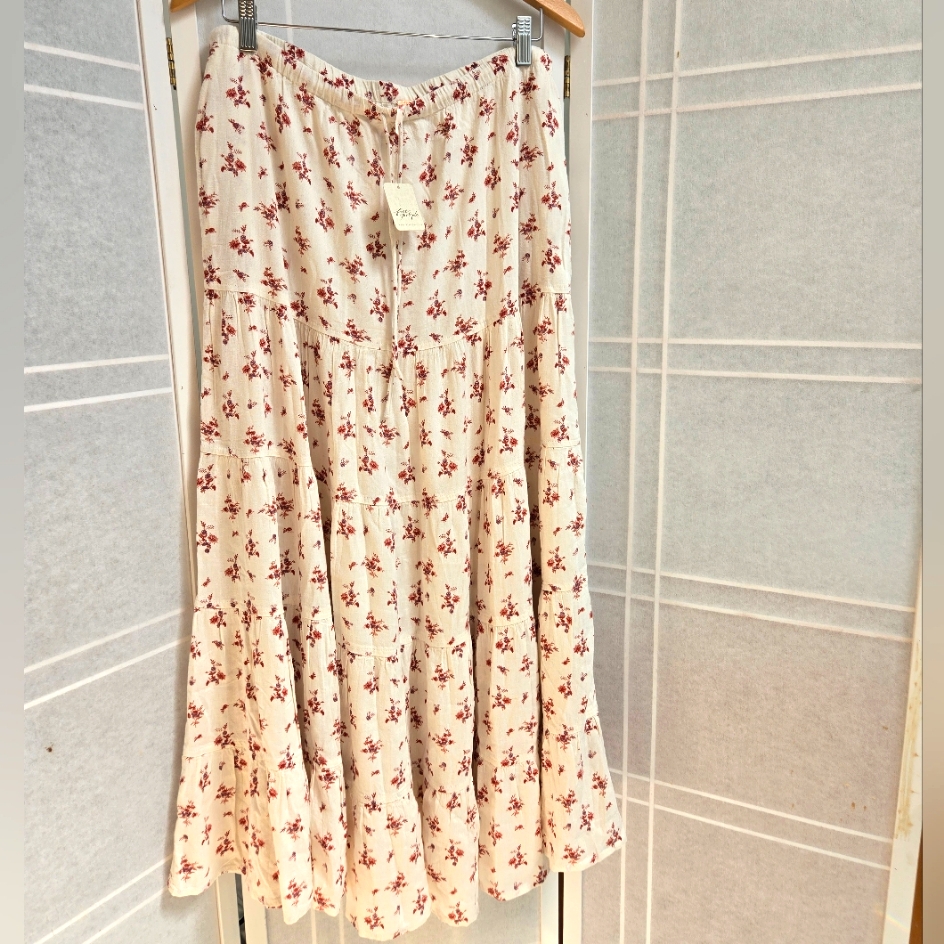 Free People Teared Cream Ivory Floral Boho Skirt